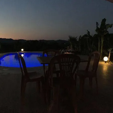 빌라 Lake House